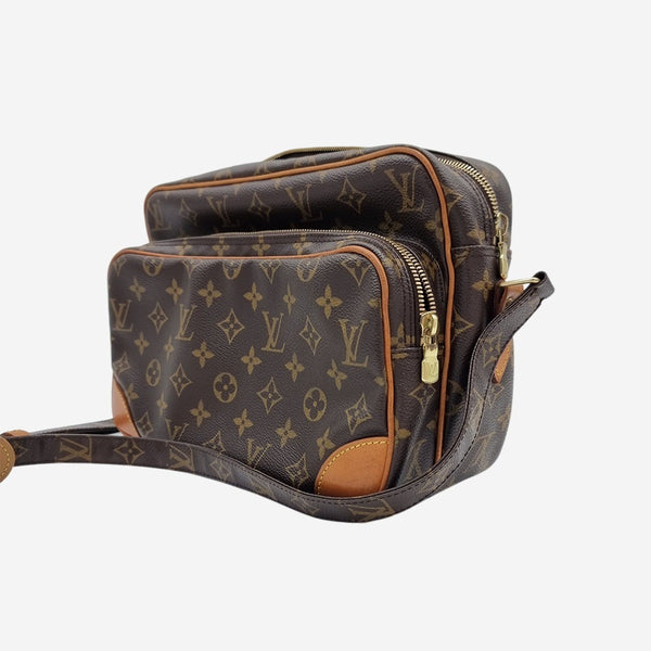 MONOGRAM CANVAS NILE MM taske fra brand: LOUIS VUITTON - We Do Vintage