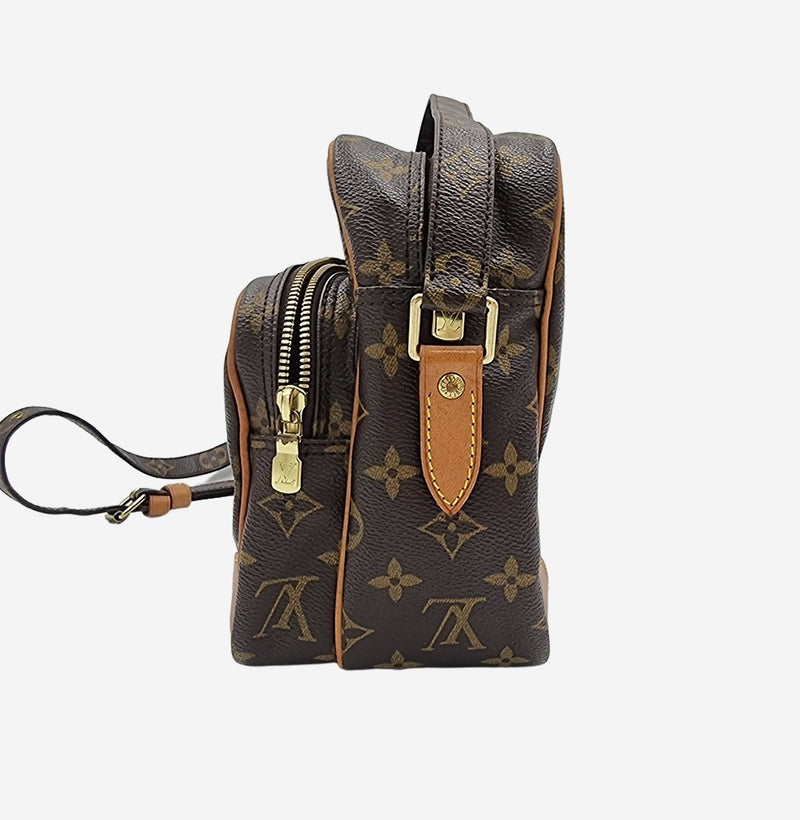 MONOGRAM CANVAS NILE MM taske fra brand: LOUIS VUITTON - We Do Vintage