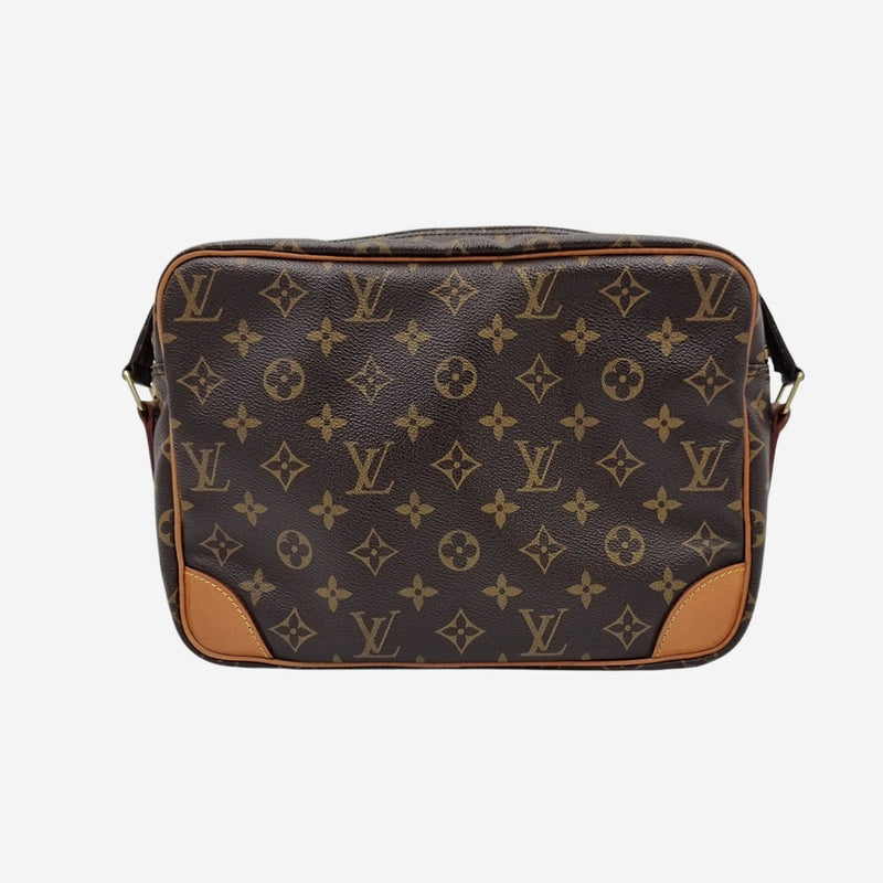 MONOGRAM CANVAS NILE MM taske fra brand: LOUIS VUITTON - We Do Vintage
