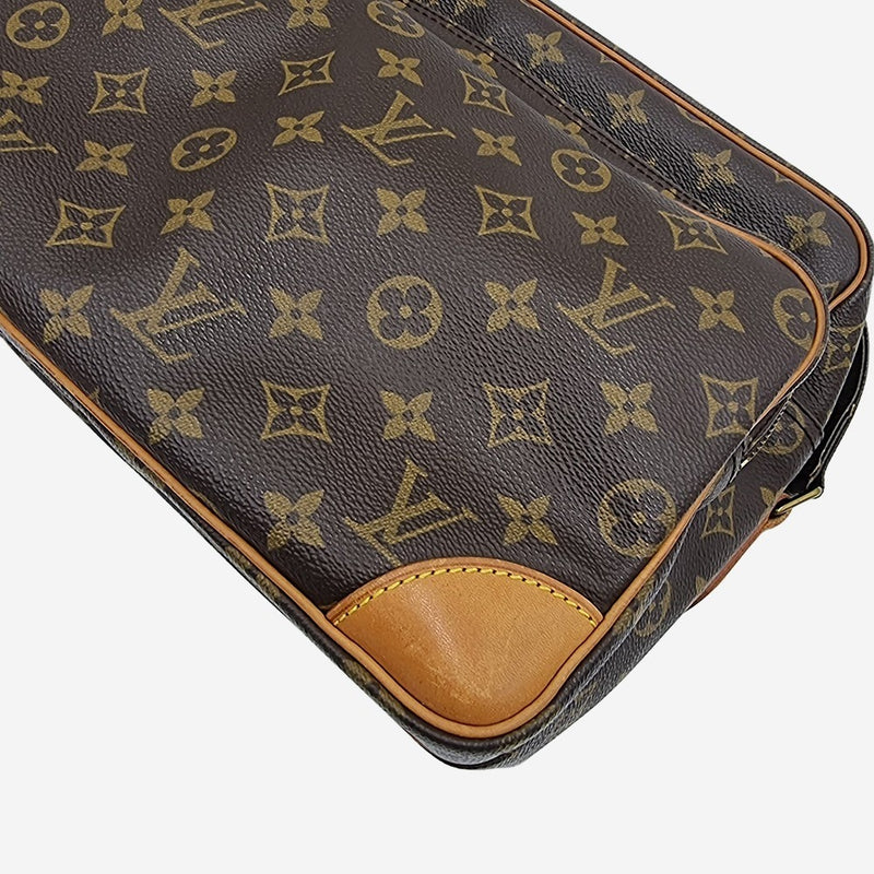 MONOGRAM CANVAS NILE GM taske fra brand: LOUIS VUITTON - We Do Vintage