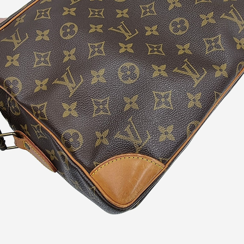 MONOGRAM CANVAS NILE GM taske fra brand: LOUIS VUITTON - We Do Vintage