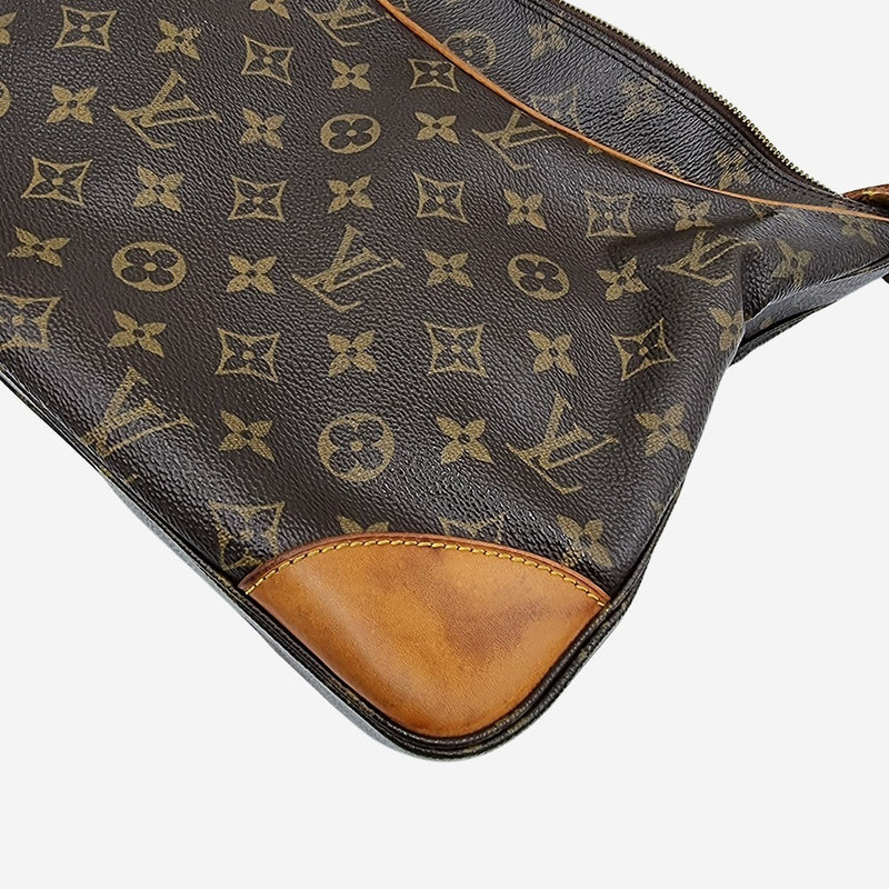 MONOGRAM CANVAS BOULOGNE 30 taske fra brand: LOUIS VUITTON - We Do Vintage