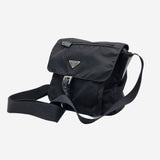 NYLON CROSSBODY taske fra brand: PRADA - We Do Vintage