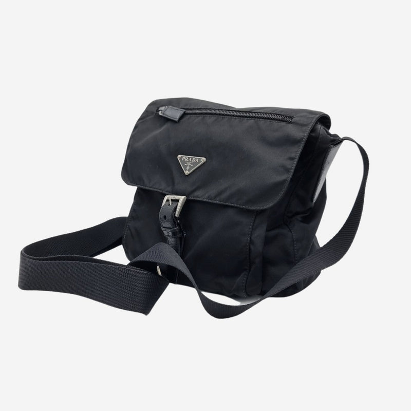 NYLON CROSSBODY taske fra brand: PRADA - We Do Vintage