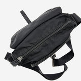 NYLON CROSSBODY taske fra brand: PRADA - We Do Vintage
