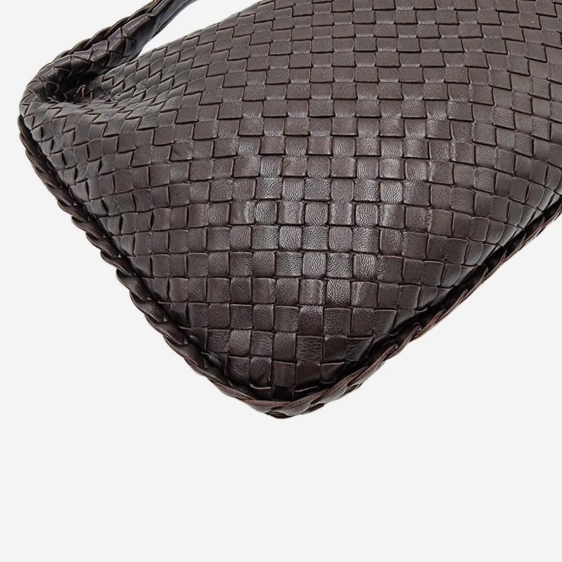 MEDIUM MØRKEBRUN CLASSIC VENETA HOBO taske fra brand: BOTTEGA VENETA - We Do Vintage