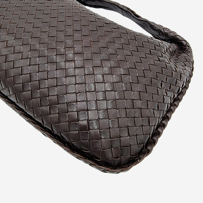 MEDIUM MØRKEBRUN CLASSIC VENETA HOBO taske fra brand: BOTTEGA VENETA - We Do Vintage