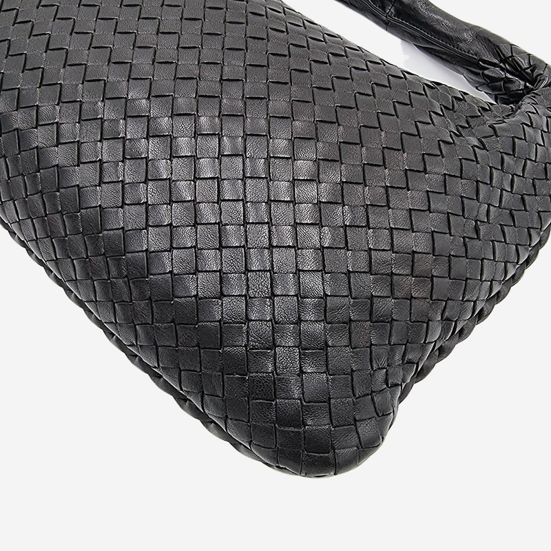 MEDIUM SORT CLASSIC VENETA HOBO taske fra brand: BOTTEGA VENETA - We Do Vintage