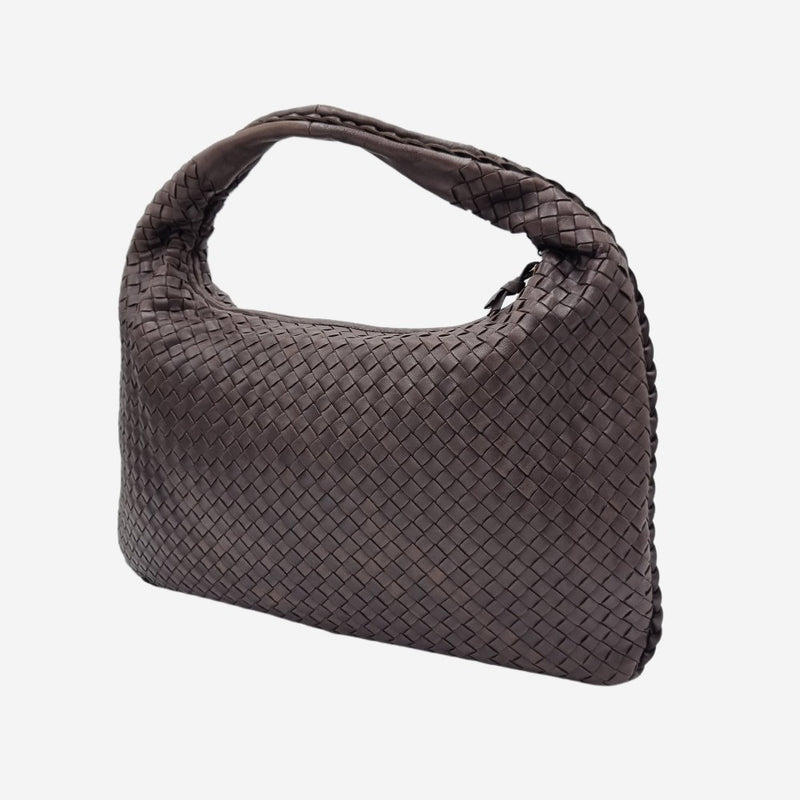 LARGE MØRKEBRUN CLASSIC VENETA HOBO taske fra brand: BOTTEGA VENETA - We Do Vintage