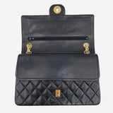 VINTAGE CLASSIC DOUBLE FLAP MEDIUM taske fra brand: CHANEL - We Do Vintage