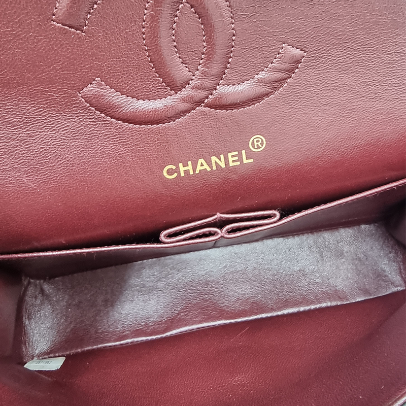 CLASSIC DOUBLE FLAP MEDIUM taske fra brand: CHANEL - We Do Vintage