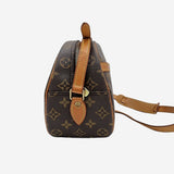 MONOGRAM CANVAS BLOIS taske fra brand: LOUIS VUITTON - We Do Vintage