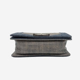 SMALL DENIM CHREVON BOY taske fra brand: CHANEL - We Do Vintage