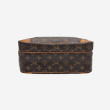 MONOGRAM CANVAS NILE MM taske fra brand: LOUIS VUITTON - We Do Vintage
