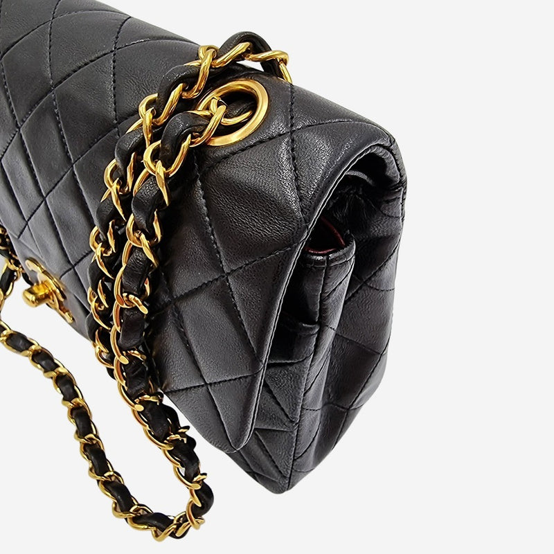 CLASSIC DOUBLE FLAP SMALL taske fra brand: CHANEL - We Do Vintage