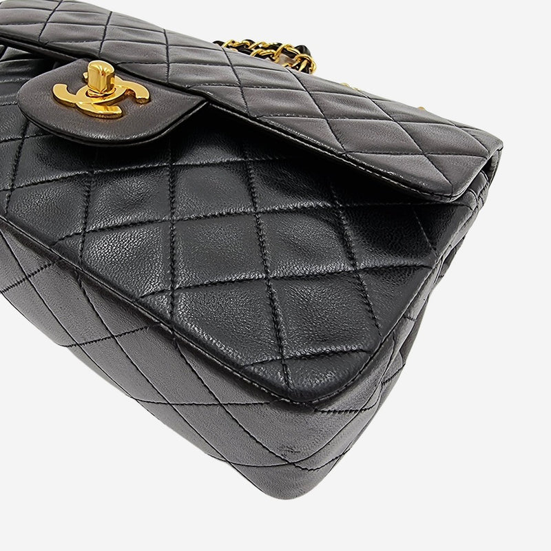 CLASSIC DOUBLE FLAP SMALL taske fra brand: CHANEL - We Do Vintage