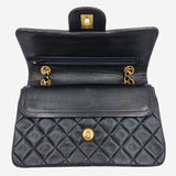 CLASSIC DOUBLE FLAP SMALL taske fra brand: CHANEL - We Do Vintage