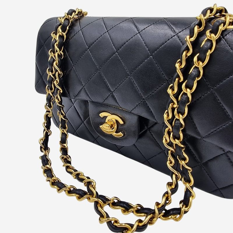 CLASSIC DOUBLE FLAP SMALL taske fra brand: CHANEL - We Do Vintage