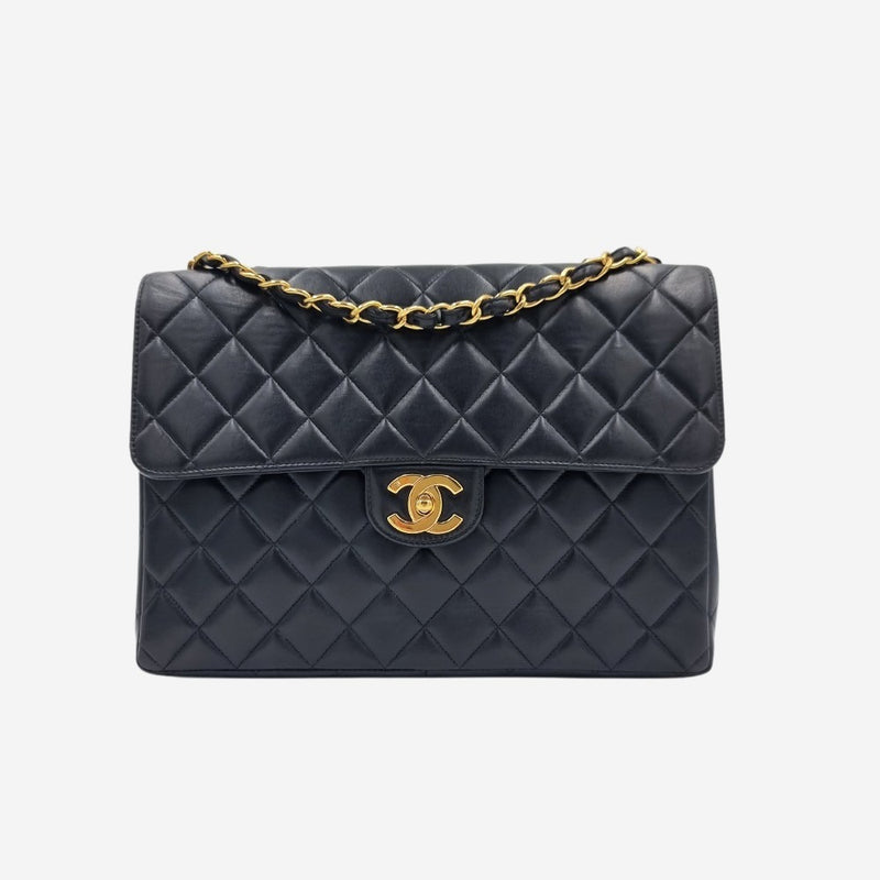 vintage jumbo single classic flap bag taske fra brand: CHANEL - We Do Vintage