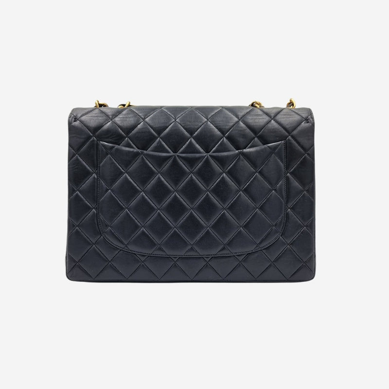 vintage jumbo single classic flap bag taske fra brand: CHANEL - We Do Vintage