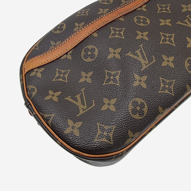 MONOGRAM CANVAS BLOIS taske fra brand: LOUIS VUITTON - We Do Vintage
