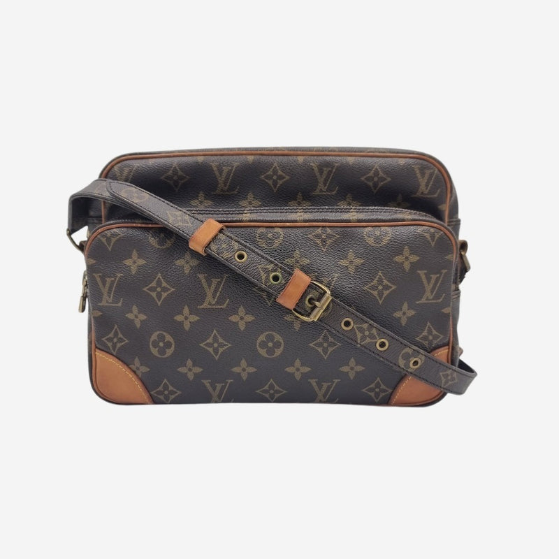 MONOGRAM CANVAS NILE MM taske fra brand: LOUIS VUITTON - We Do Vintage