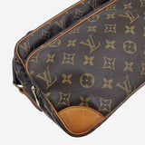 MONOGRAM CANVAS NILE MM taske fra brand: LOUIS VUITTON - We Do Vintage