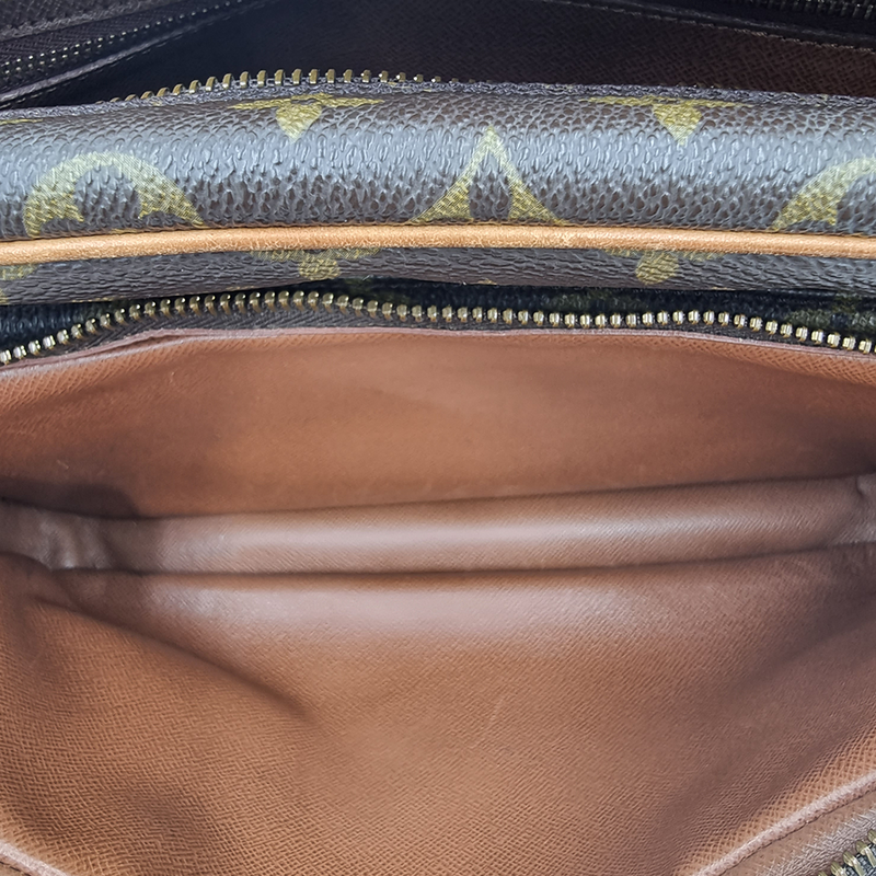 MONOGRAM CANVAS NILE MM taske fra brand: LOUIS VUITTON - We Do Vintage