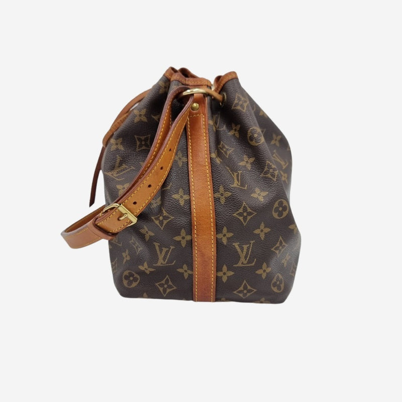 MONOGRAM CANVAS PETIT NOÉ taske fra brand: LOUIS VUITTON - We Do Vintage