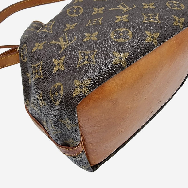 MONOGRAM CANVAS PETIT NOÉ taske fra brand: LOUIS VUITTON - We Do Vintage