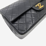VINTAGE CLASSIC DOUBLE FLAP MEDIUM taske fra brand: CHANEL - We Do Vintage