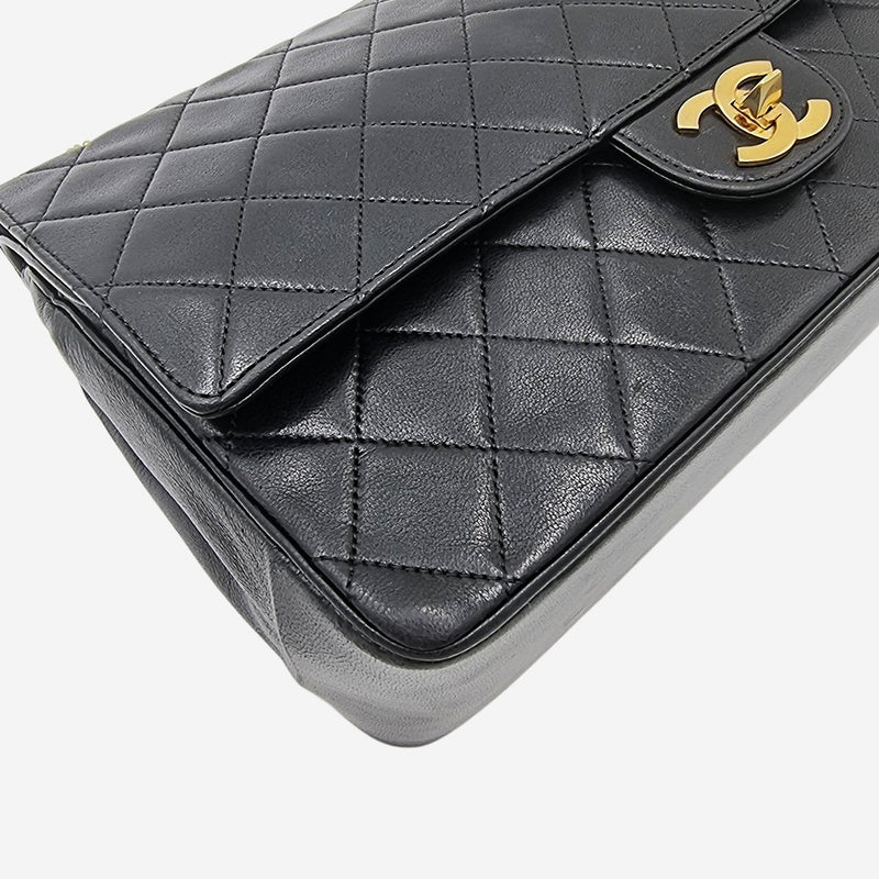 VINTAGE CLASSIC DOUBLE FLAP MEDIUM taske fra brand: CHANEL - We Do Vintage