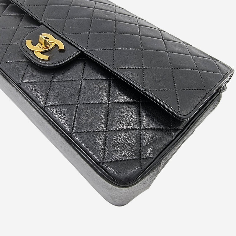 VINTAGE CLASSIC DOUBLE FLAP MEDIUM taske fra brand: CHANEL - We Do Vintage
