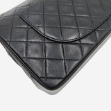 VINTAGE CLASSIC DOUBLE FLAP MEDIUM taske fra brand: CHANEL - We Do Vintage