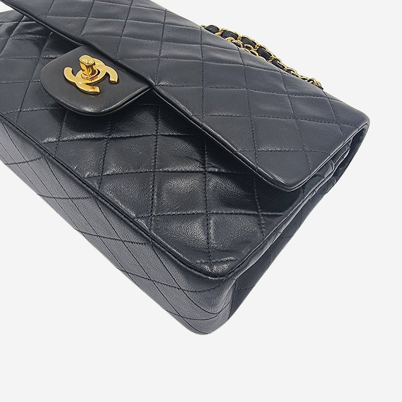 CLASSIC DOUBLE FLAP MEDIUM taske fra brand: CHANEL - We Do Vintage