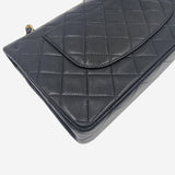 CLASSIC DOUBLE FLAP MEDIUM taske fra brand: CHANEL - We Do Vintage