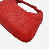 MEDIUM RØD CLASSIC VENETA HOBO taske fra brand: BOTTEGA VENETA - We Do Vintage