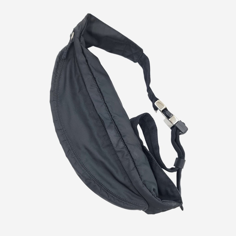 SORT NYLON BÆLTETASKE taske fra brand: PRADA - We Do Vintage