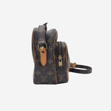 MONOGRAM CANVAS NILE MM taske fra brand: LOUIS VUITTON - We Do Vintage
