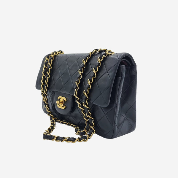 CLASSIC DOUBLE FLAP SMALL taske fra brand: CHANEL - We Do Vintage