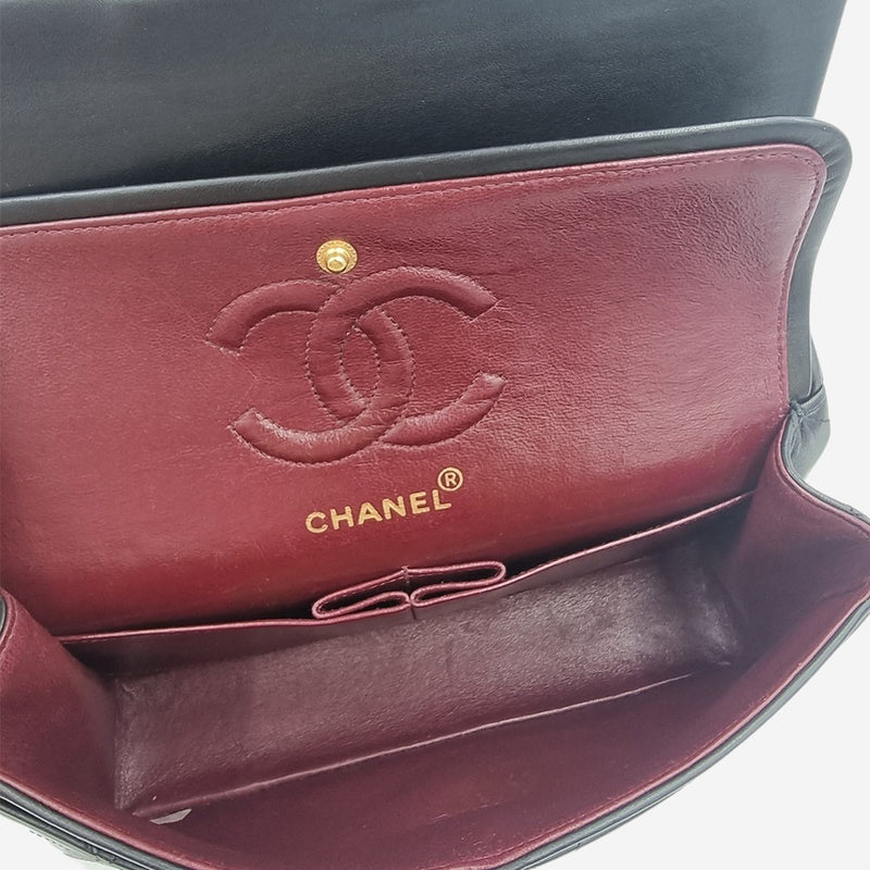 CLASSIC DOUBLE FLAP SMALL taske fra brand: CHANEL - We Do Vintage