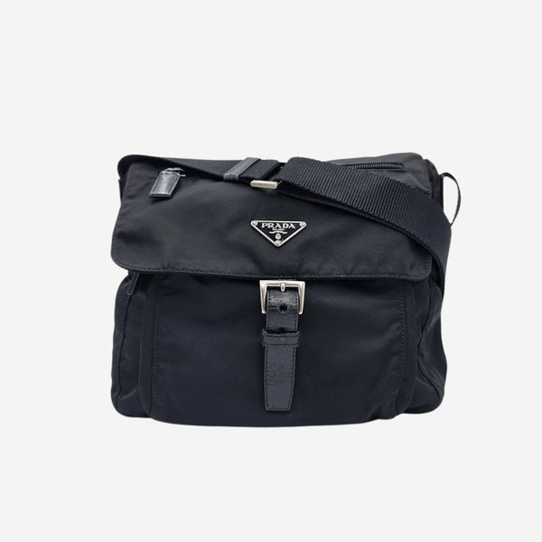NYLON CROSSBODY taske fra brand: PRADA - We Do Vintage
