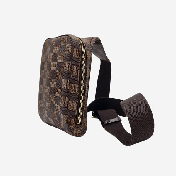 DAMIER EBENE geronimos taske fra brand: LOUIS VUITTON - We Do Vintage