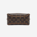 MONOGRAM CANVAS BLOIS taske fra brand: LOUIS VUITTON - We Do Vintage