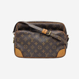 MONOGRAM CANVAS NILE MM taske fra brand: LOUIS VUITTON - We Do Vintage