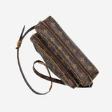MONOGRAM CANVAS NILE MM taske fra brand: LOUIS VUITTON - We Do Vintage