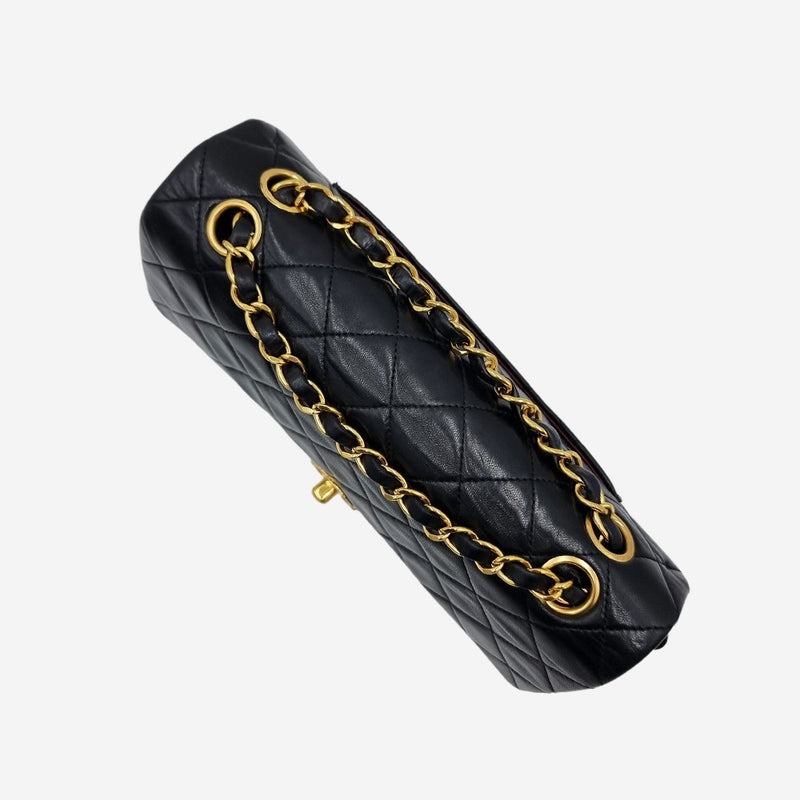 SMALL CLASSIC DOUBLE FLAP taske fra brand: CHANEL - We Do Vintage