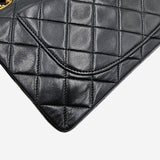 SMALL CLASSIC DOUBLE FLAP taske fra brand: CHANEL - We Do Vintage