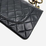 SMALL CLASSIC DOUBLE FLAP taske fra brand: CHANEL - We Do Vintage