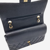 MEDIUM SORT CAVIAR CLASSIC DOUBLE FLAP taske fra brand: CHANEL - We Do Vintage